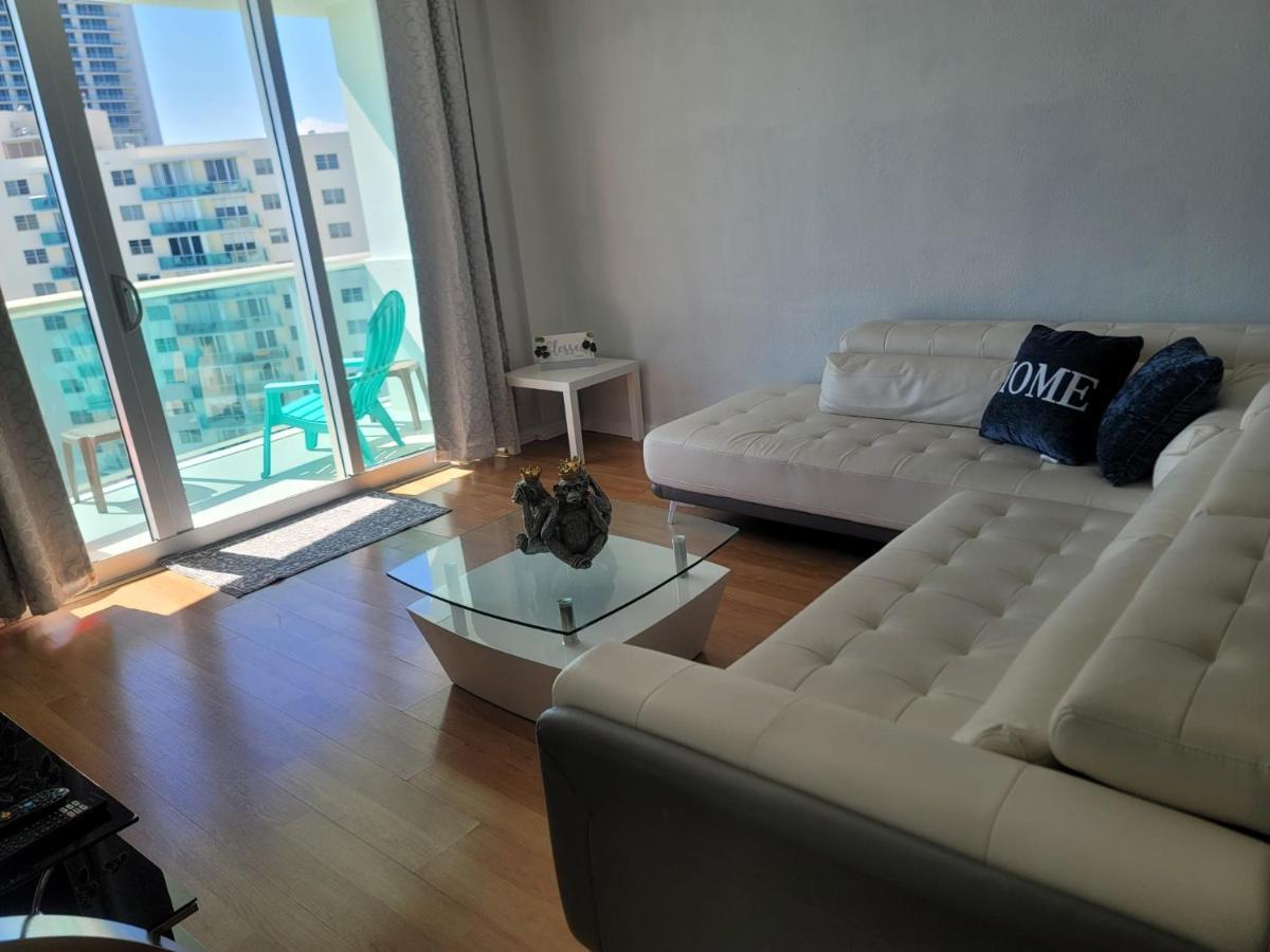 Tide Hollywood Appartement Buitenkant foto